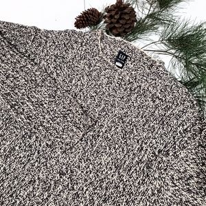 Gap Grey & Cream Long Sleeve Ribbed Knit Heavy Crewneck Sweater Size XXL EUC